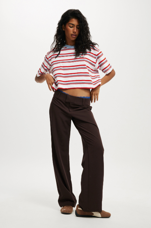 Camiseta gráfica corta estilo boxy Lcn